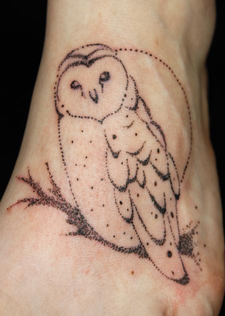 Tattoos - Minimalistic Pointillism Owl - 132502